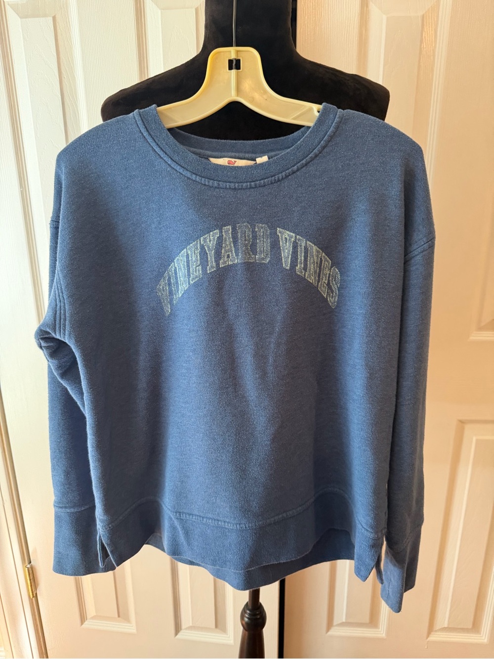 Vineyard Vines Women's Dusty Blue Crewneck Sweatshirt